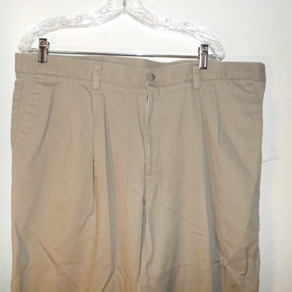 Docker's Khaki Straight Leg Pants Sz 40 X 34 - Picture 2 of 8
